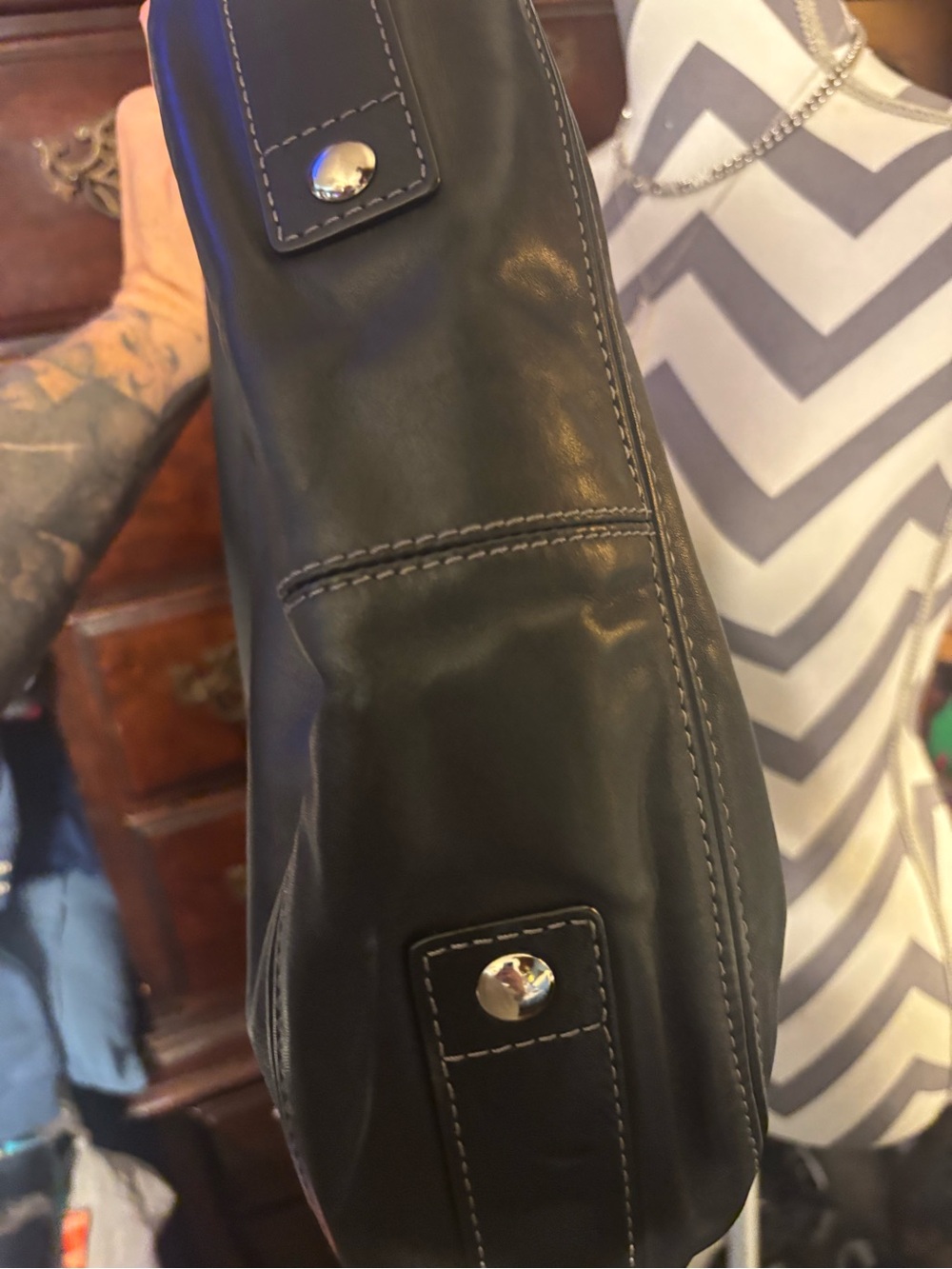Coach Zoe Vintage Hobo Bag - Black discontinued in 2010 - Picture 8 of 11